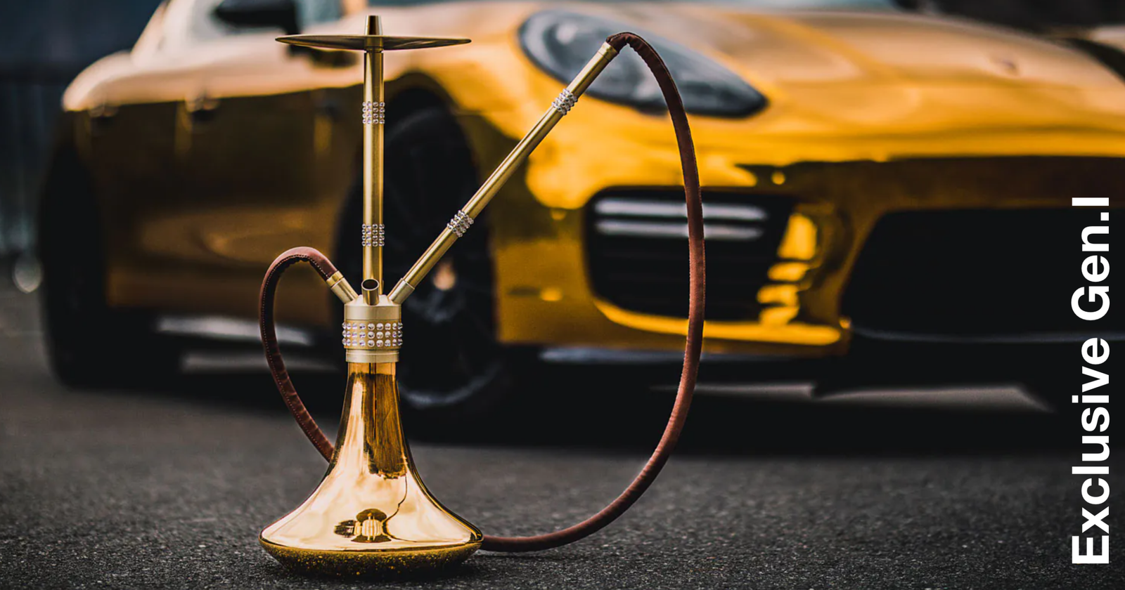 Premium gouden waterpijp van Diamond Shisha, schoon en glanzend